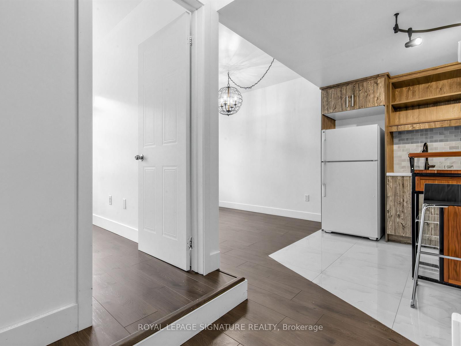 760 Lawrence Avenue W, Unit 121 - Photo 10