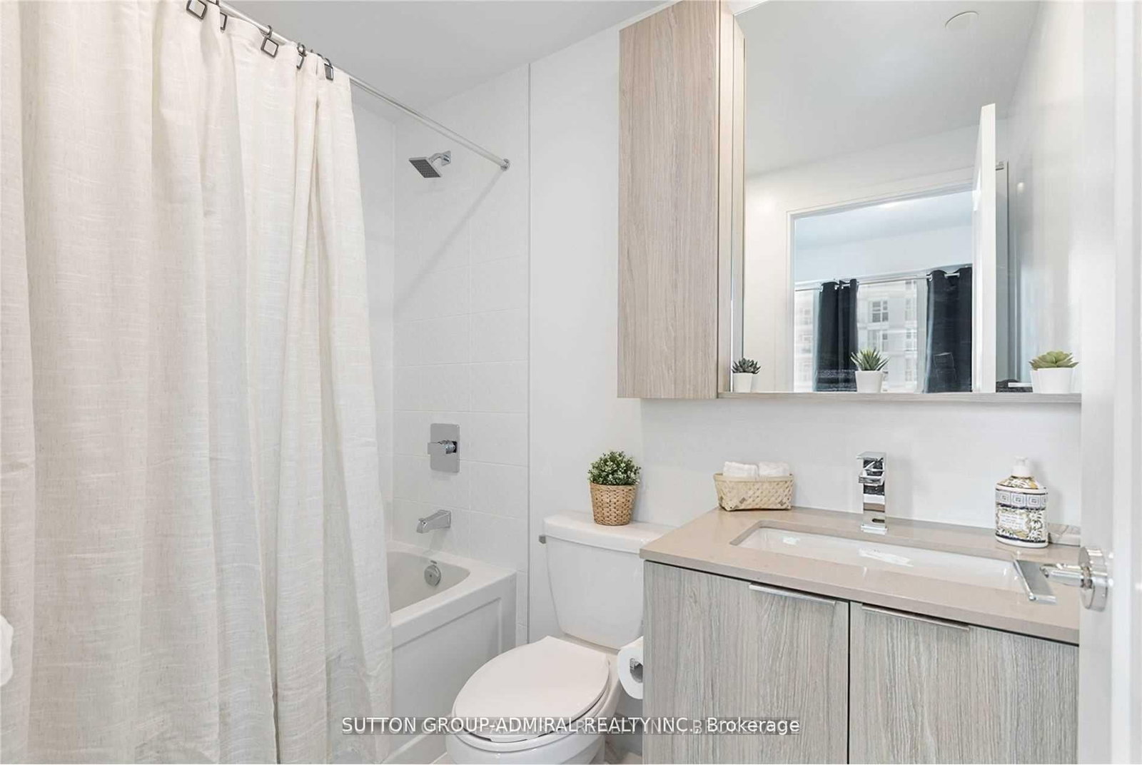 70 Annie Craig Drive, Unit 1707 - Photo 8