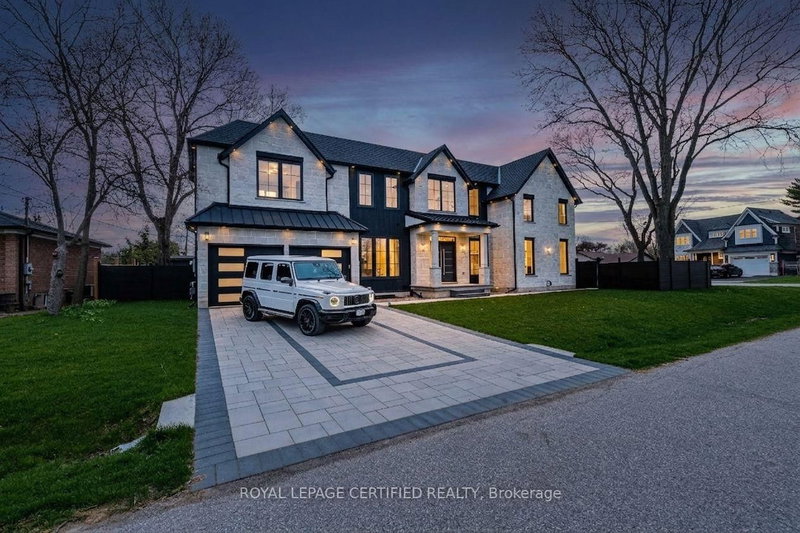 1404 Waverly Ave SW, Oakville, L6L 2S3 | Image 3