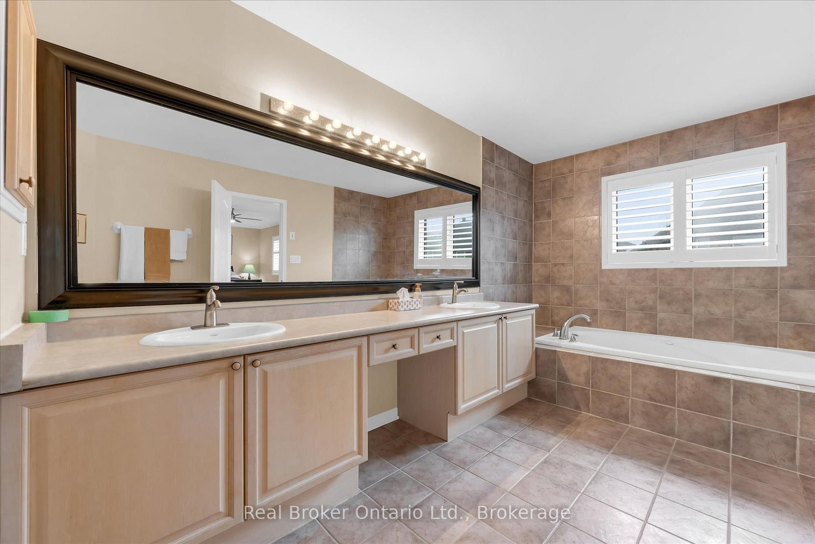 2141 Woodgate Drive - Photo 24