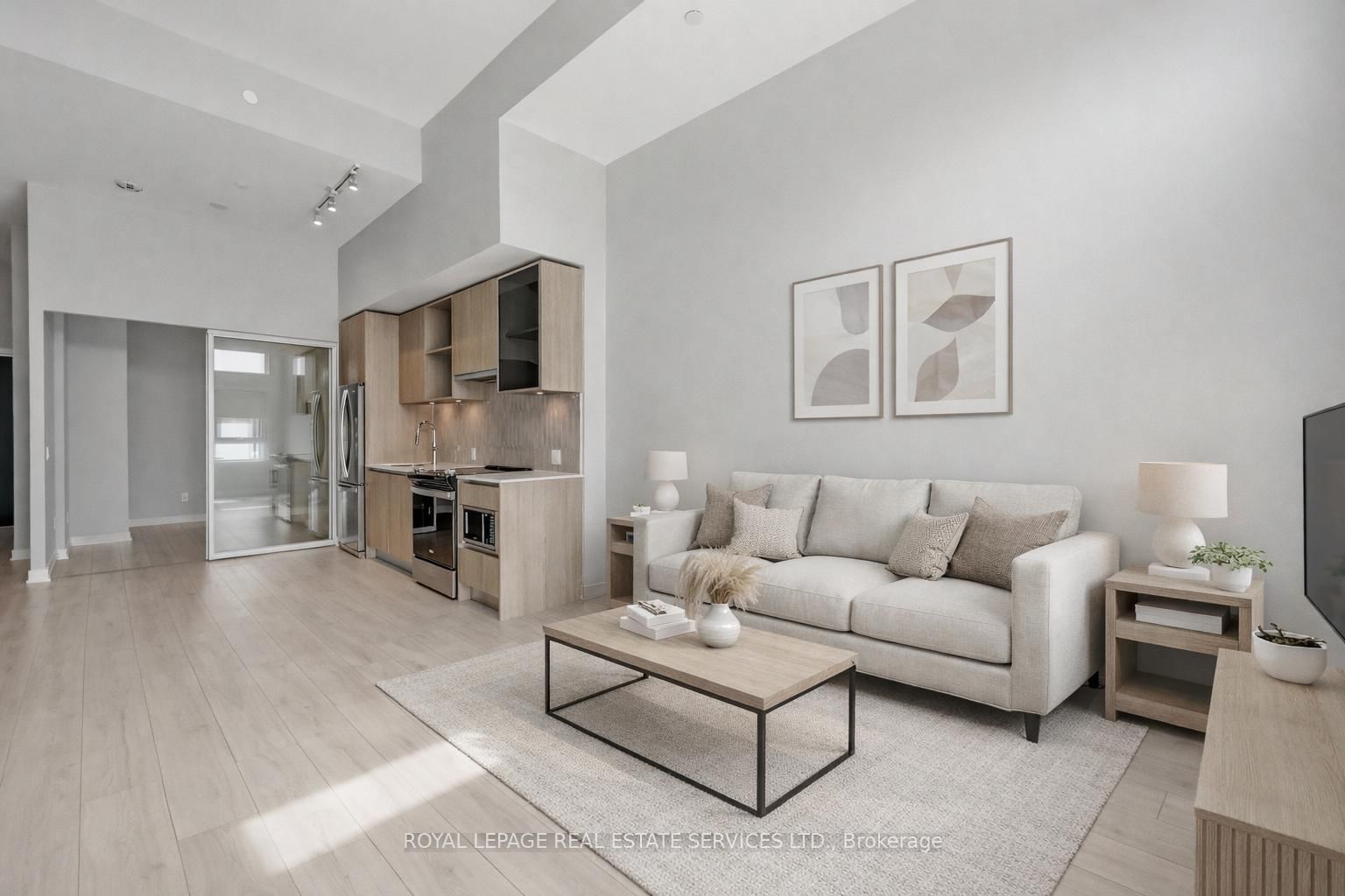 405 Dundas Street W, Unit 104 - Photo 24