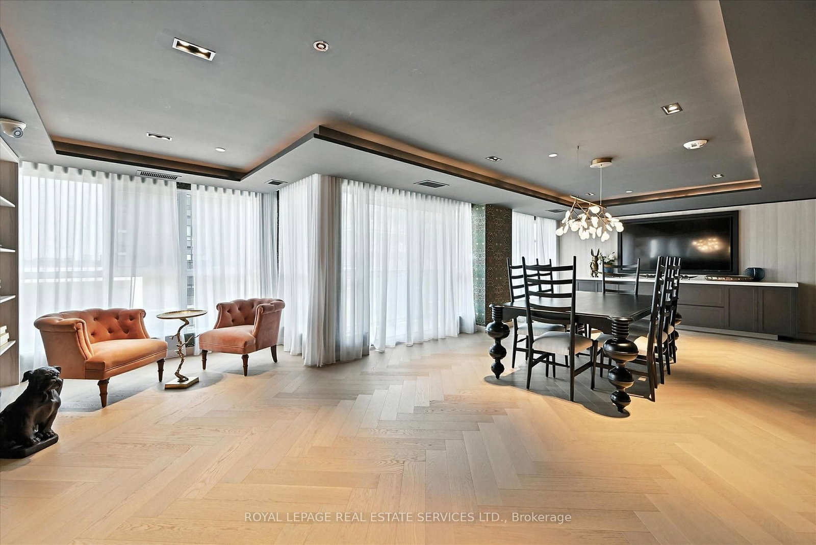 405 Dundas Street W, Unit 104 - Photo 36