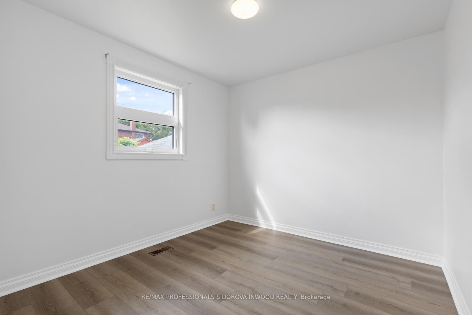 1 Dixon Road, Unit 2 - Photo 13