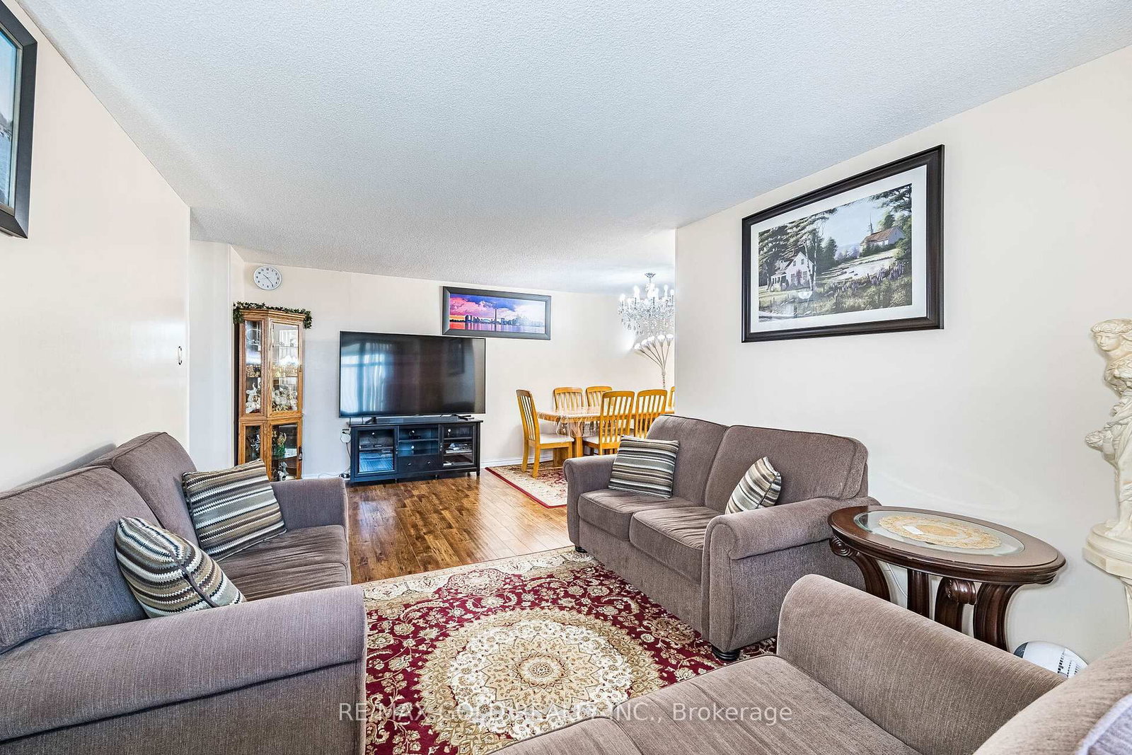 18 Knightsbridge Road, Unit 404 - Photo 15