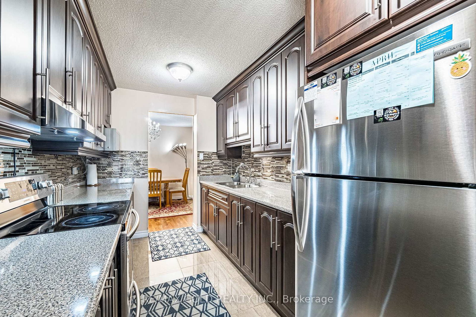 18 Knightsbridge Road, Unit 404 - Photo 25