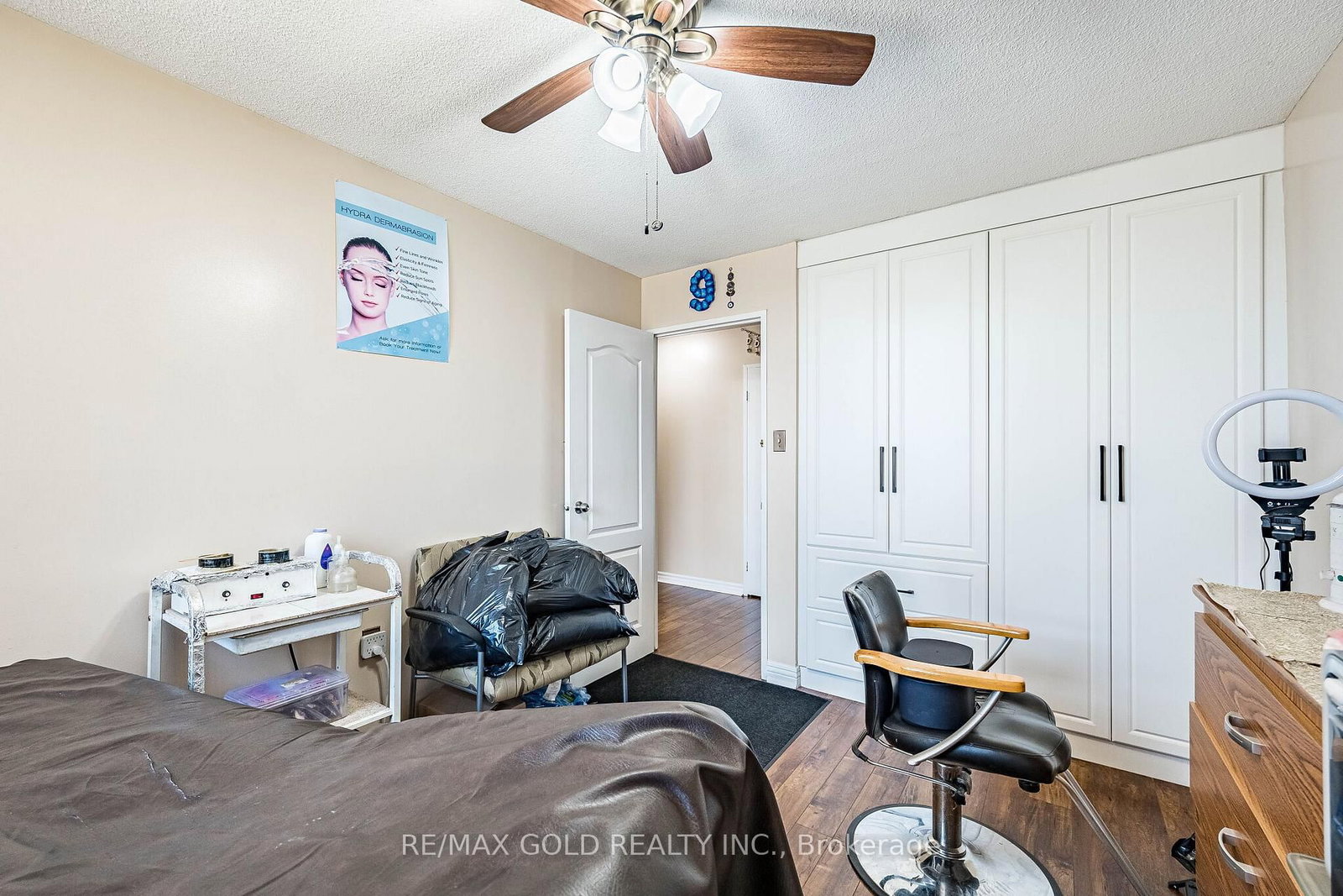 18 Knightsbridge Road, Unit 404 - Photo 31