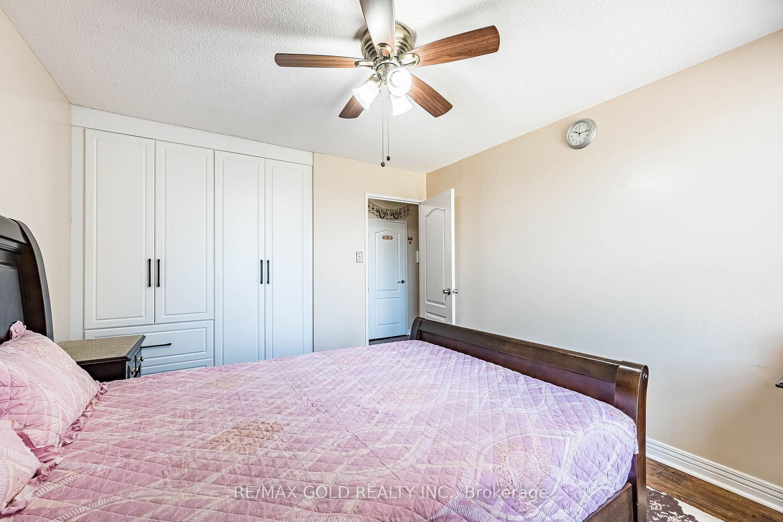 18 Knightsbridge Road, Unit 404 - Photo 36