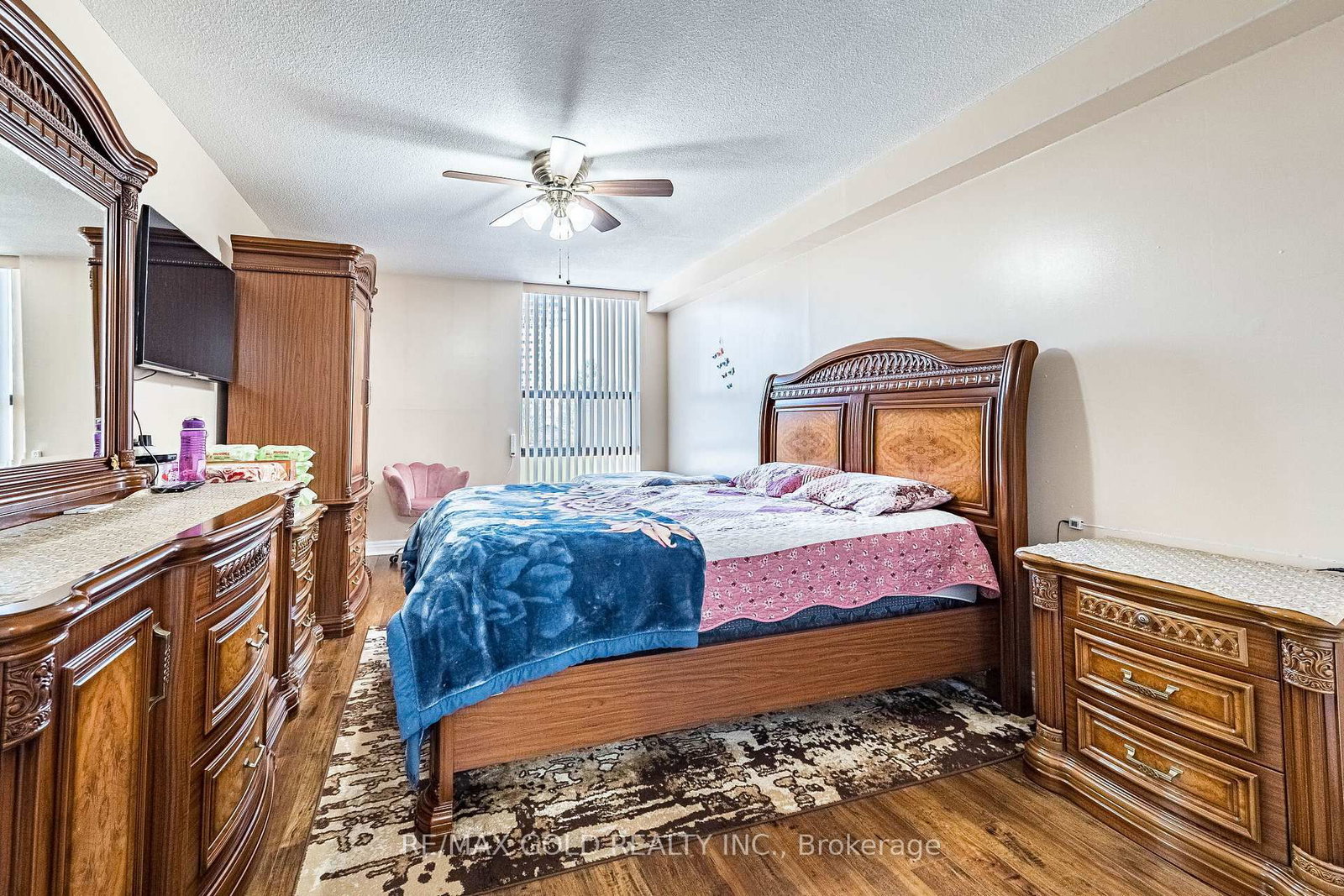 18 Knightsbridge Road, Unit 404 - Photo 37