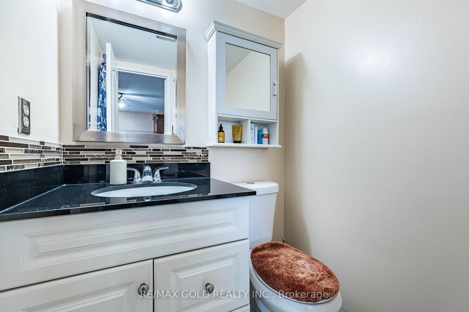 18 Knightsbridge Road, Unit 404 - Photo 39