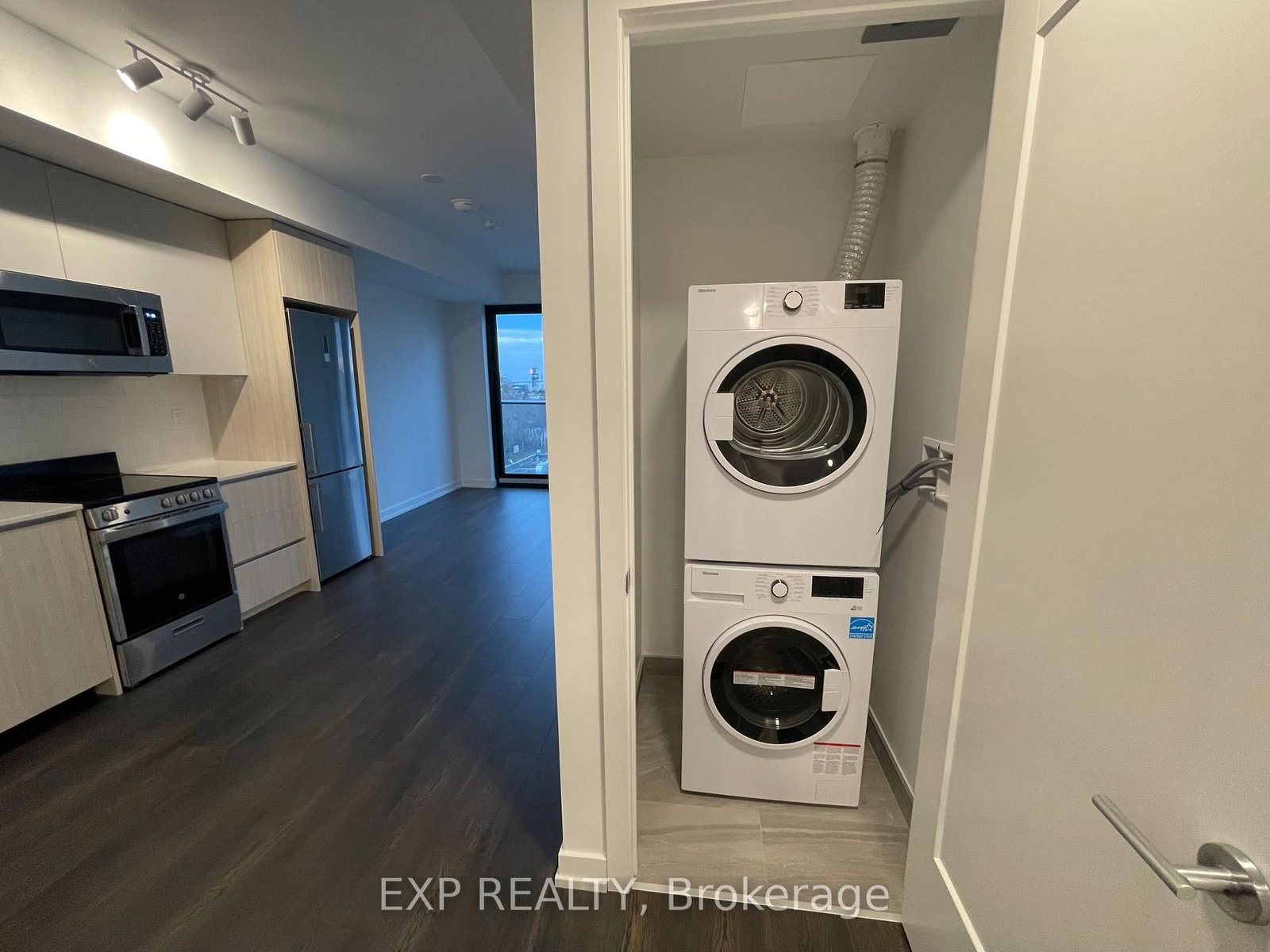 799 The Queensway, Unit 521 - Photo 13