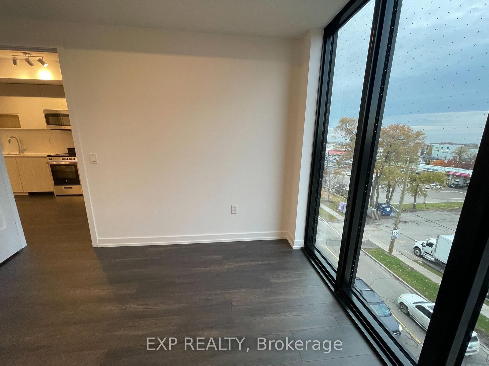 799 The Queensway, Unit 521 - Photo 15