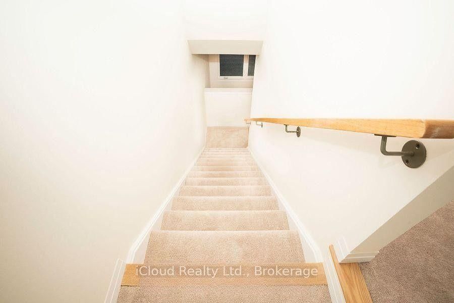 84 Fieldridge Crescent - Photo 17