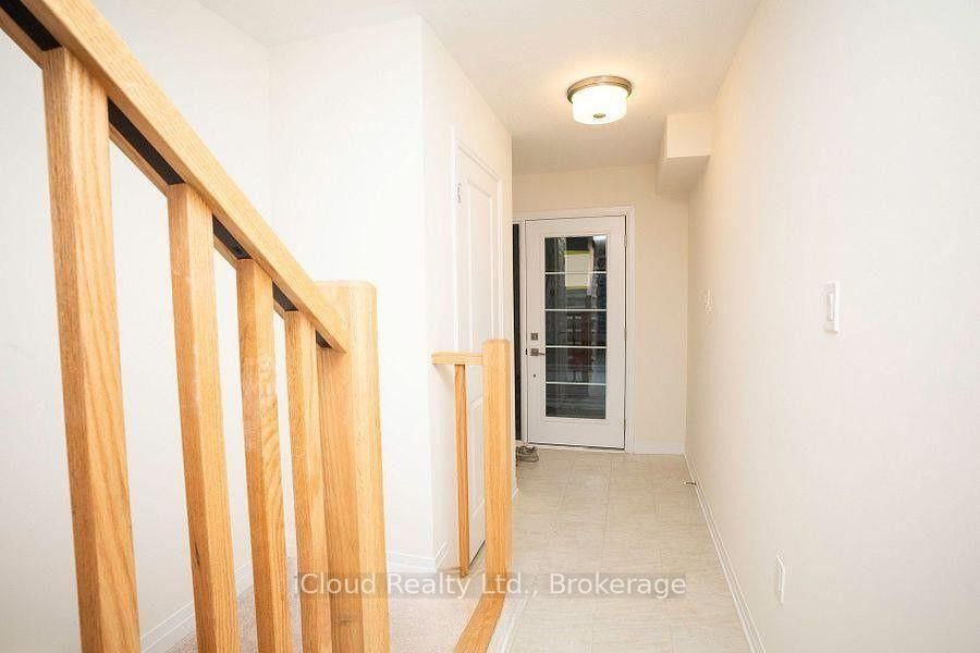 84 Fieldridge Crescent - Photo 2