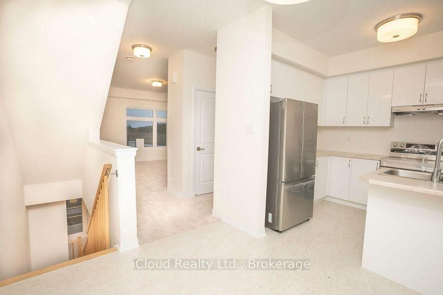 84 Fieldridge Crescent - Photo 6