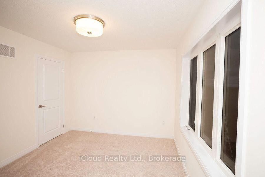 84 Fieldridge Crescent - Photo 8