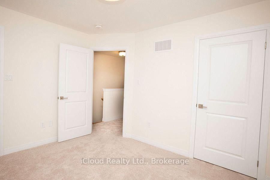 84 Fieldridge Crescent - Photo 9