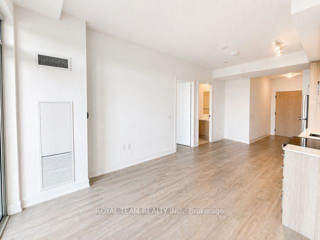 60 George Butchart Drive, Unit 409 - Photo 15