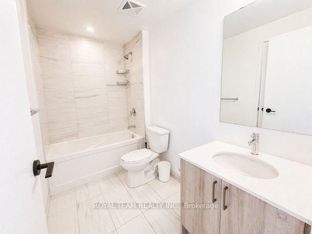 60 George Butchart Drive, Unit 409 - Photo 16