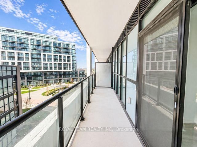 60 George Butchart Drive, Unit 409 - Photo 22