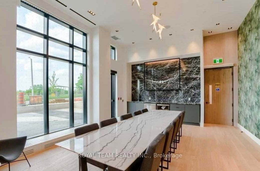 60 George Butchart Drive, Unit 409 - Photo 25