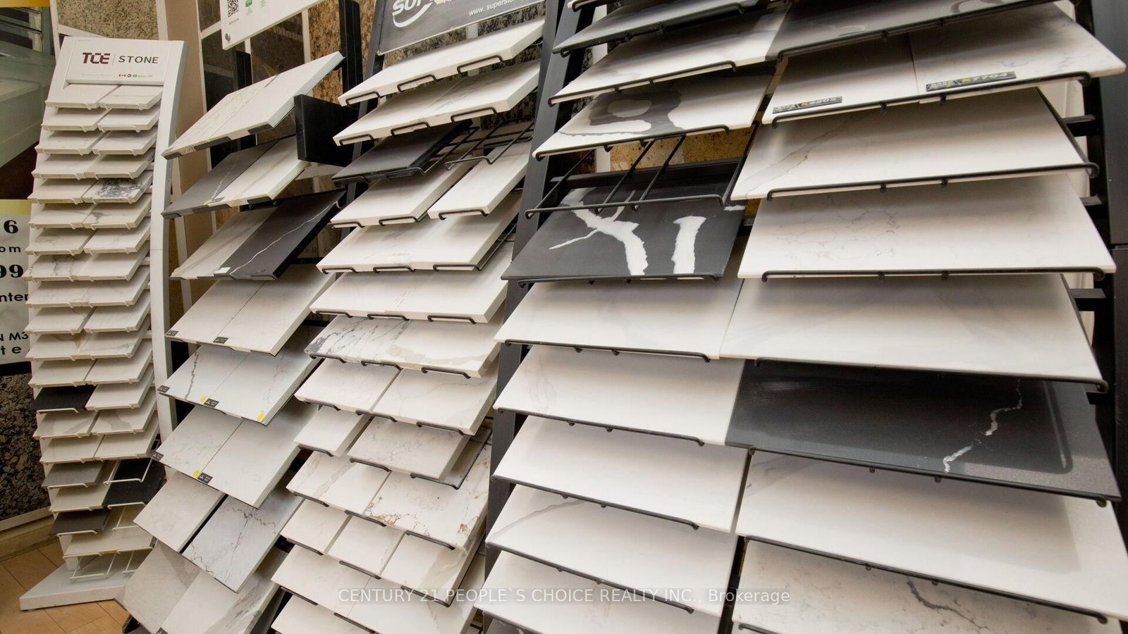 63 Torbarrie Road, Unit 01 - Photo 24