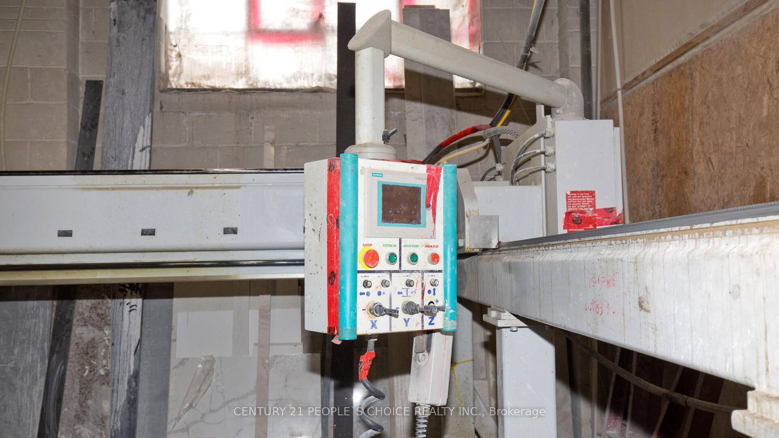 63 Torbarrie Road, Unit 01 - Photo 29