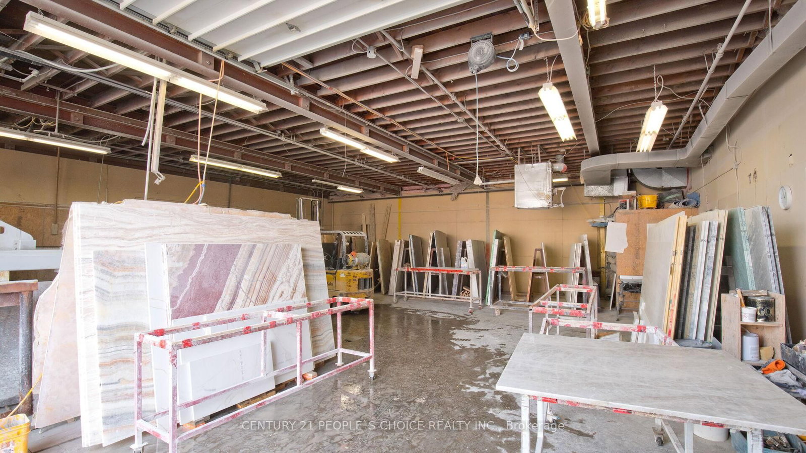 63 Torbarrie Road, Unit 01 - Photo 40