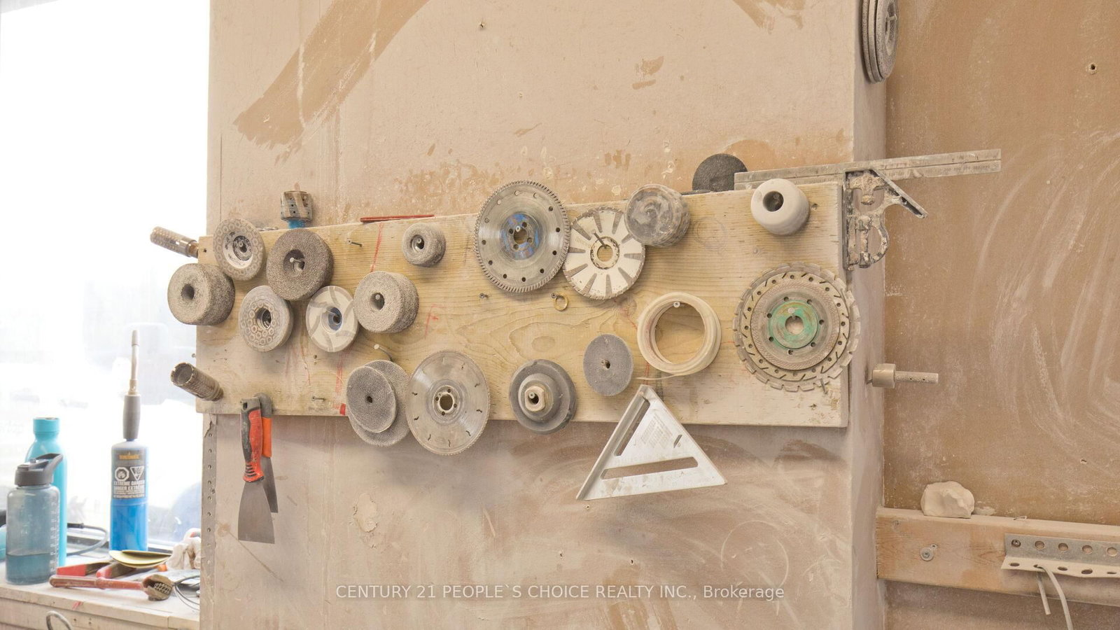 63 Torbarrie Road, Unit 01 - Photo 43