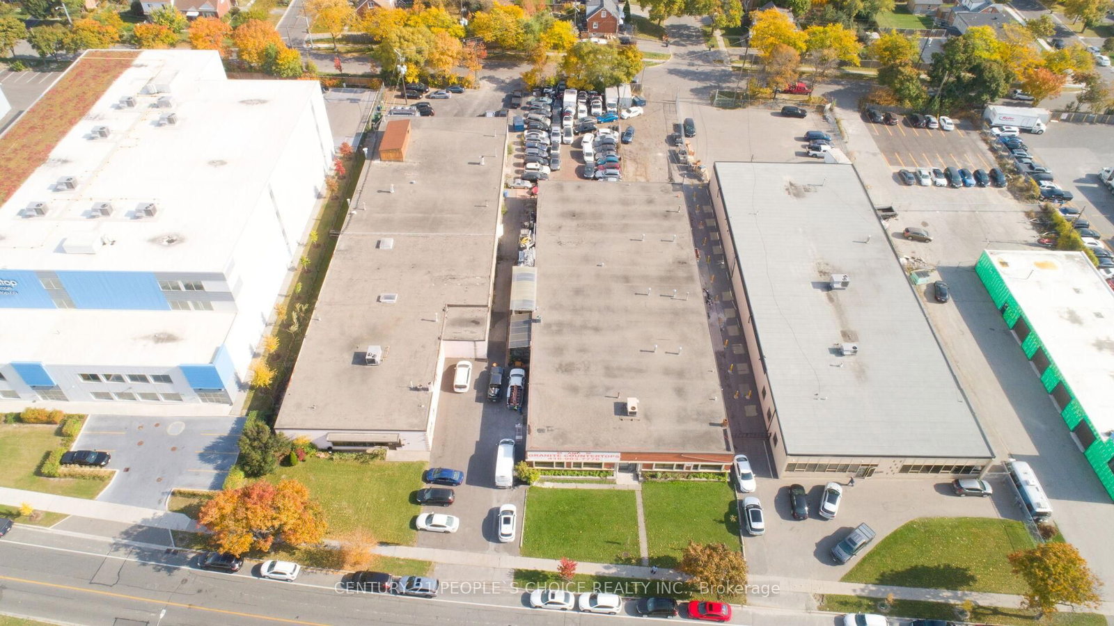 63 Torbarrie Road, Unit 01 - Photo 48