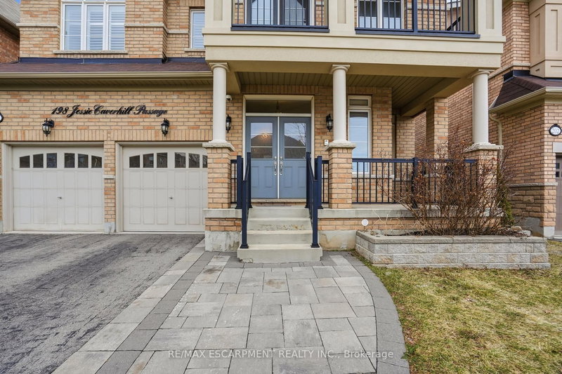 198 Jessie Caverhill Pass, Oakville, L6M 0Z6 | Image 2