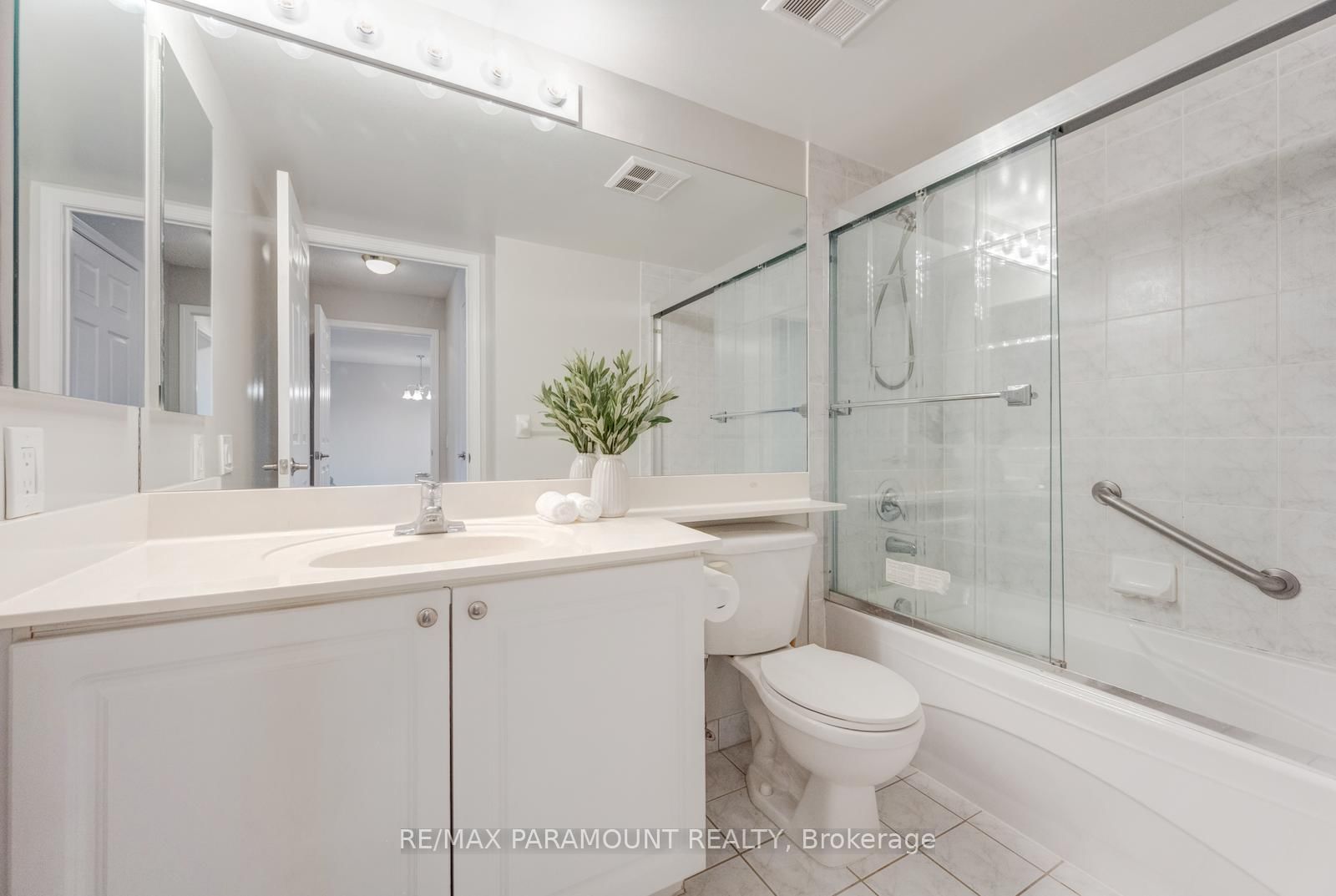 25 Kingsbridge Garden Circle, Unit 616 - Photo 38