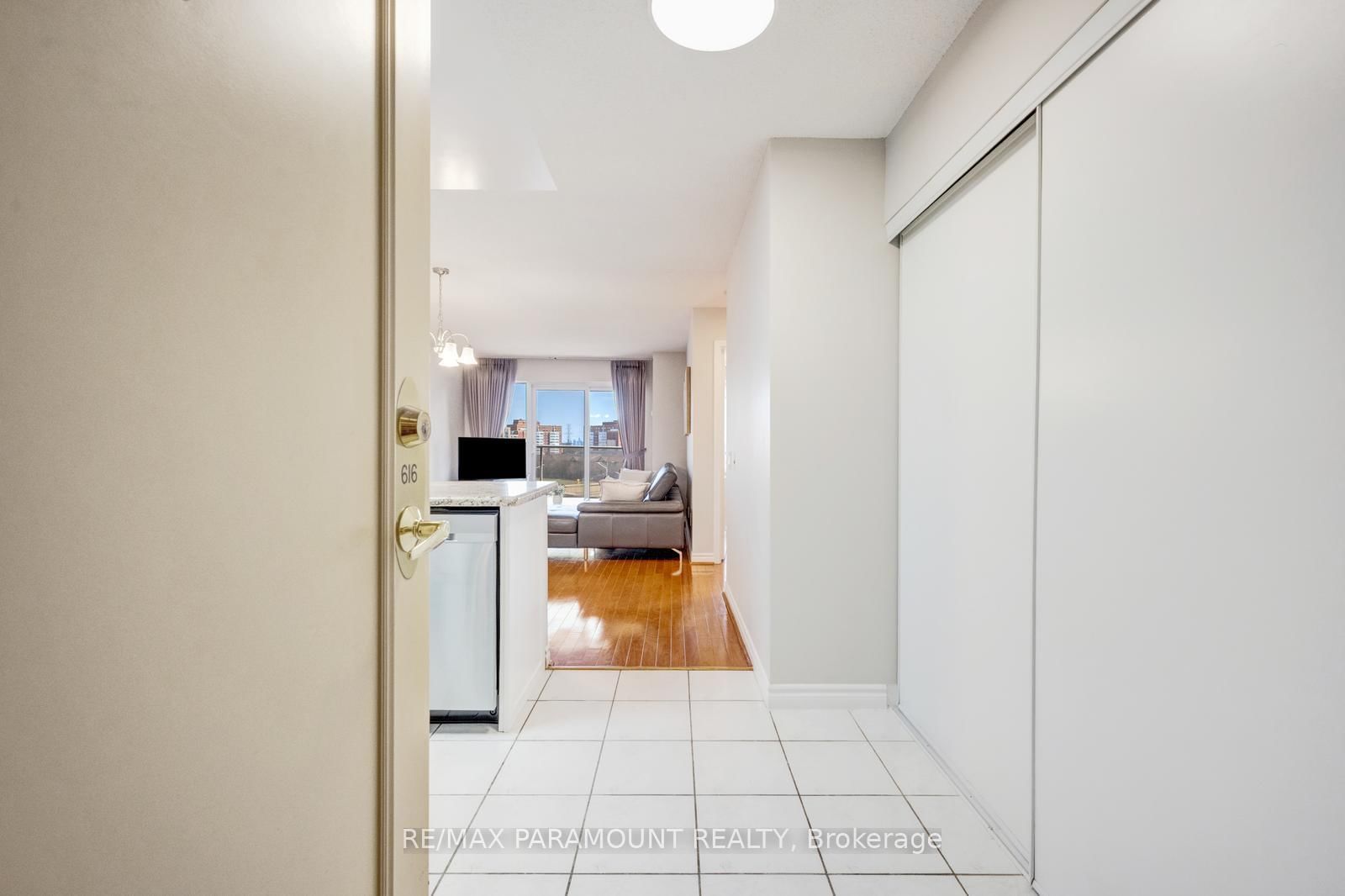 25 Kingsbridge Garden Circle, Unit 616 - Photo 7