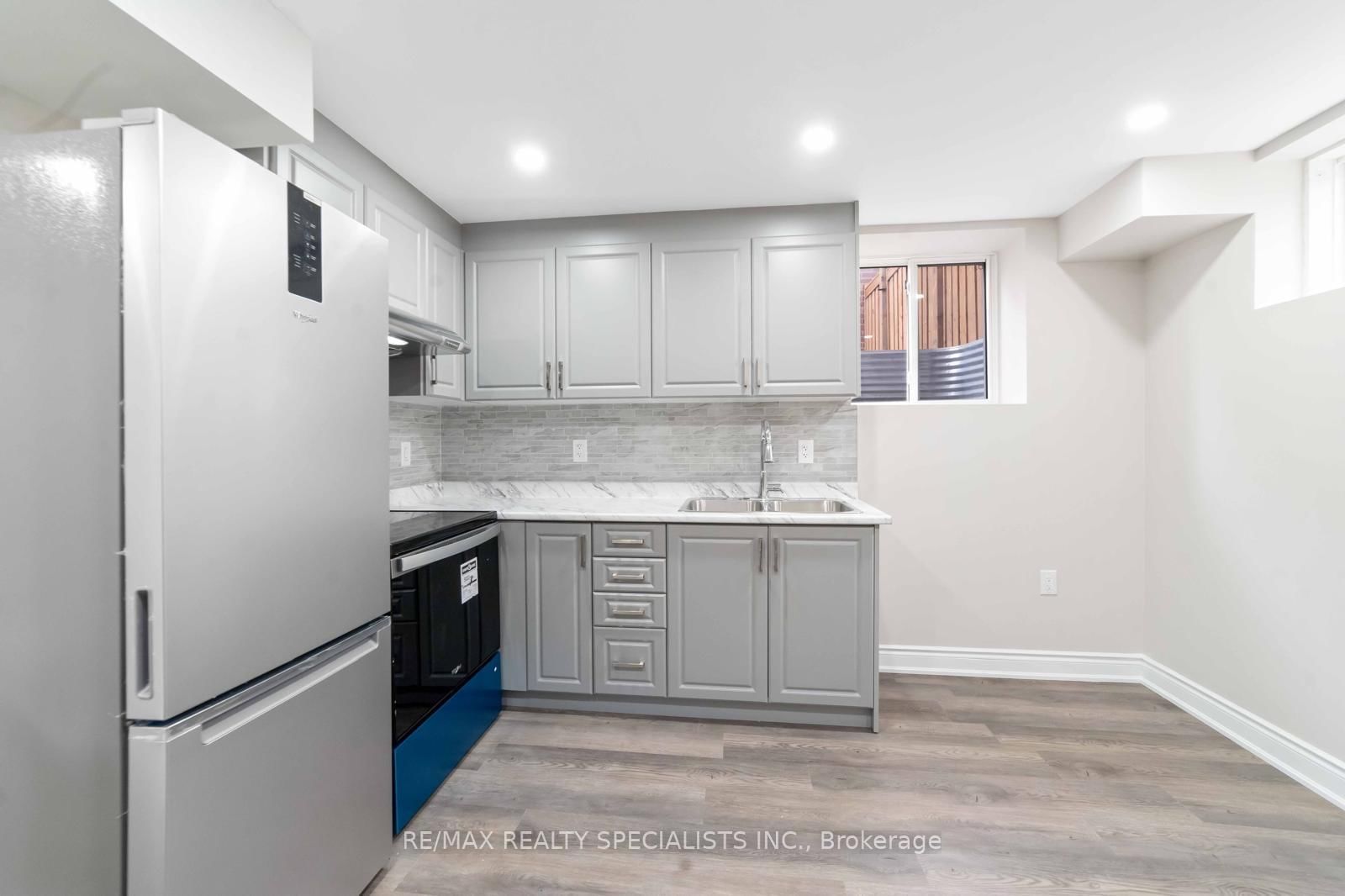 98 Benhurst Crescent, Unit Bsmt - Photo 6