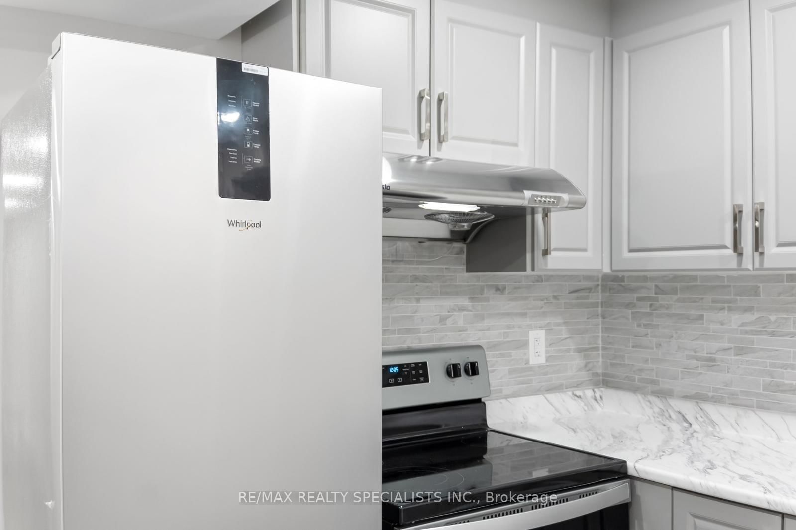 98 Benhurst Crescent, Unit Bsmt - Photo 8