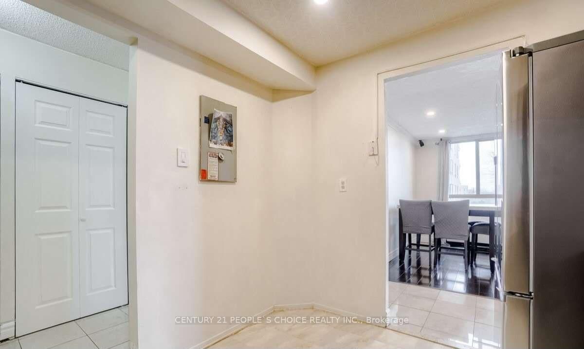 41 Markbrook Lane, Unit 411 - Photo 15