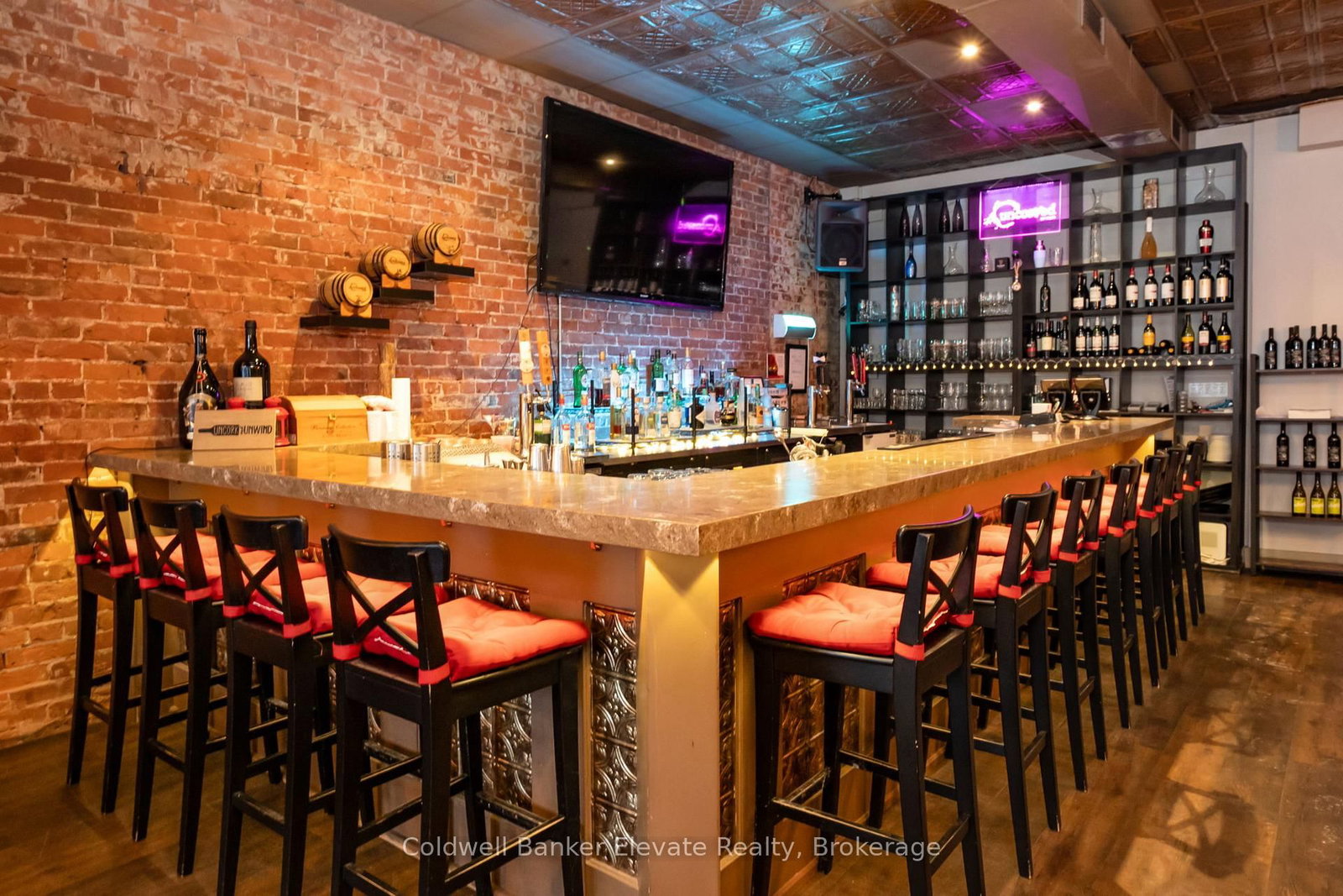 72 Main Street S - Photo 13