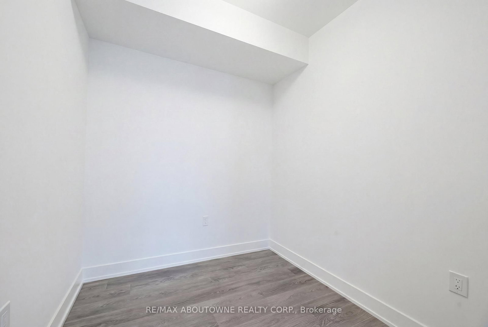 2088 James Street, Unit 1205 - Photo 23