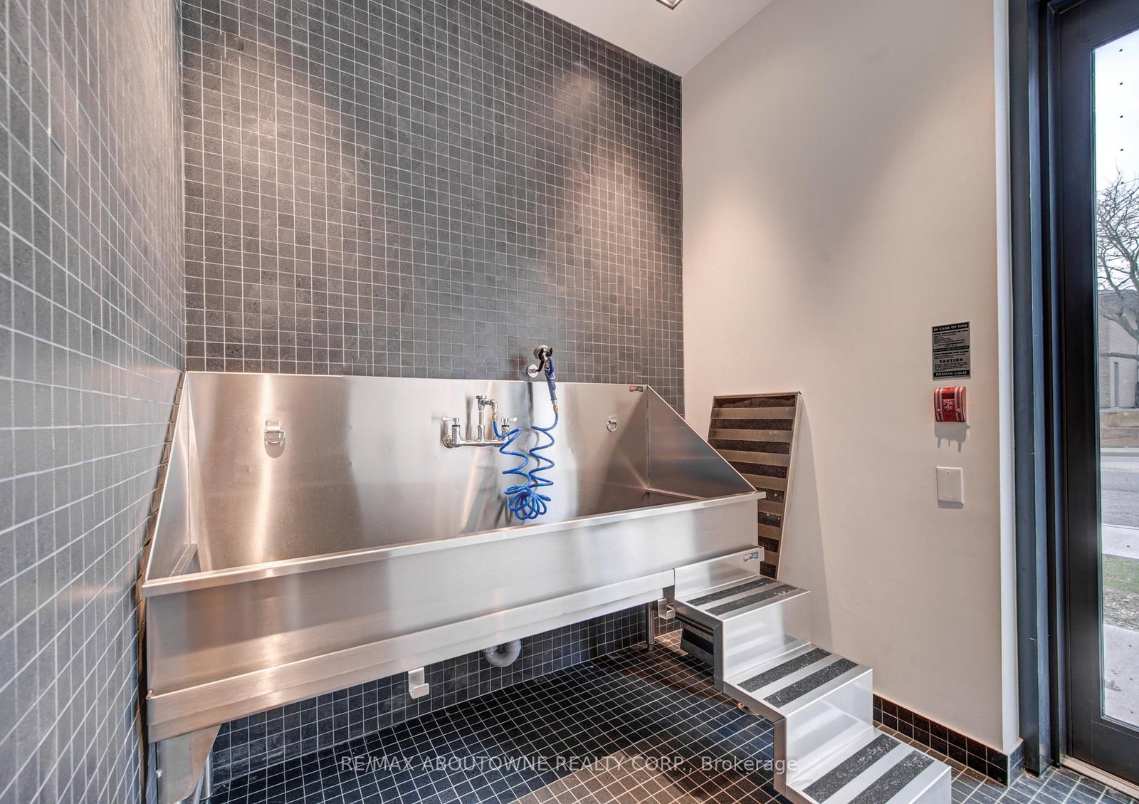 2088 James Street, Unit 1205 - Photo 35