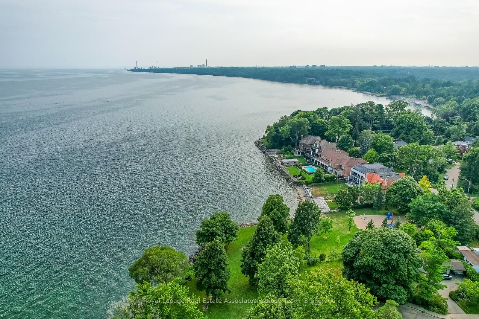 75 Maple Avenue S, Unit 3 - Photo 20