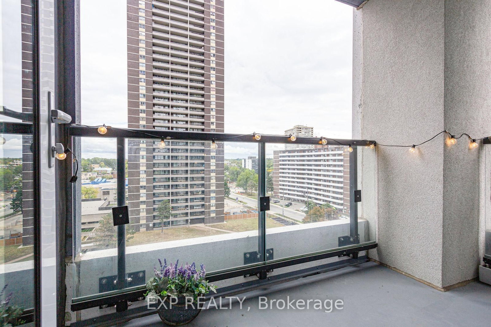 7 Mabelle Avenue, Unit 804 - Photo 23