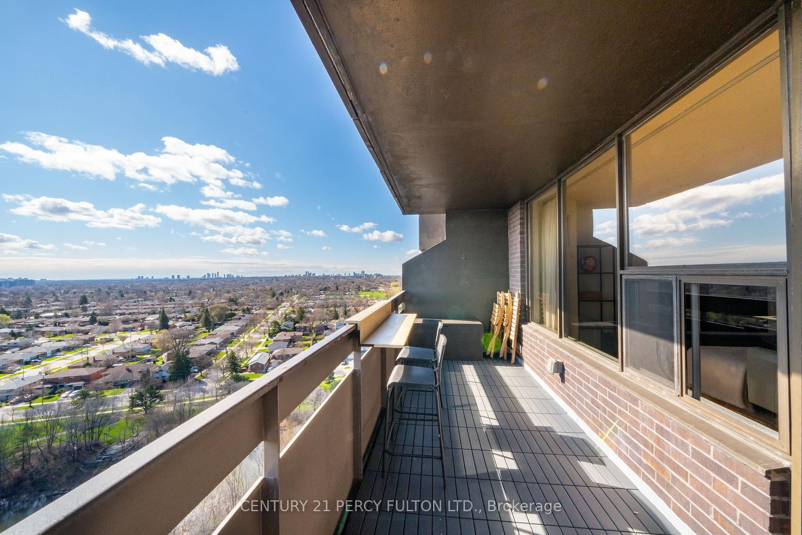 11 Wincott Drive, Unit PH 12 - Photo 15