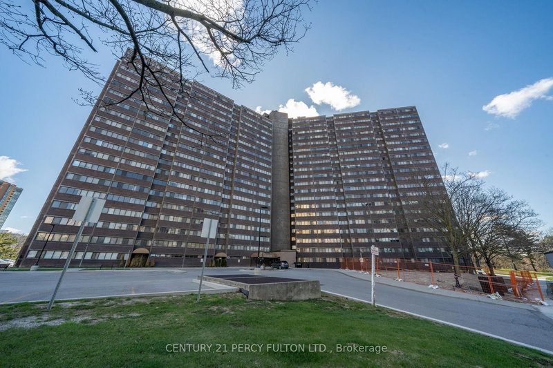 PH 12 - 11 Wincott Dr, Toronto, M9R 2R9 | Image 2