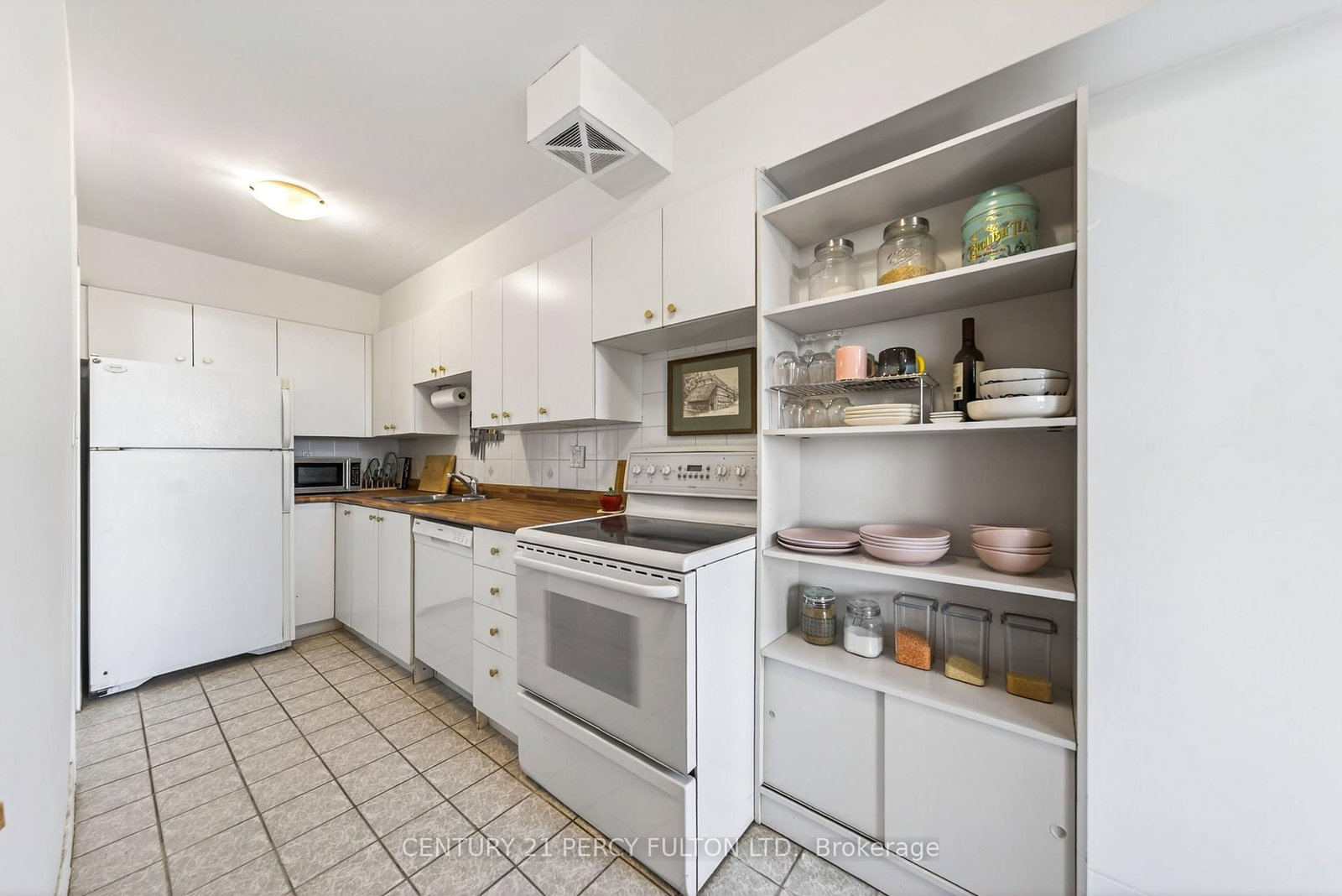 11 Wincott Drive, Unit PH 12 - Photo 24