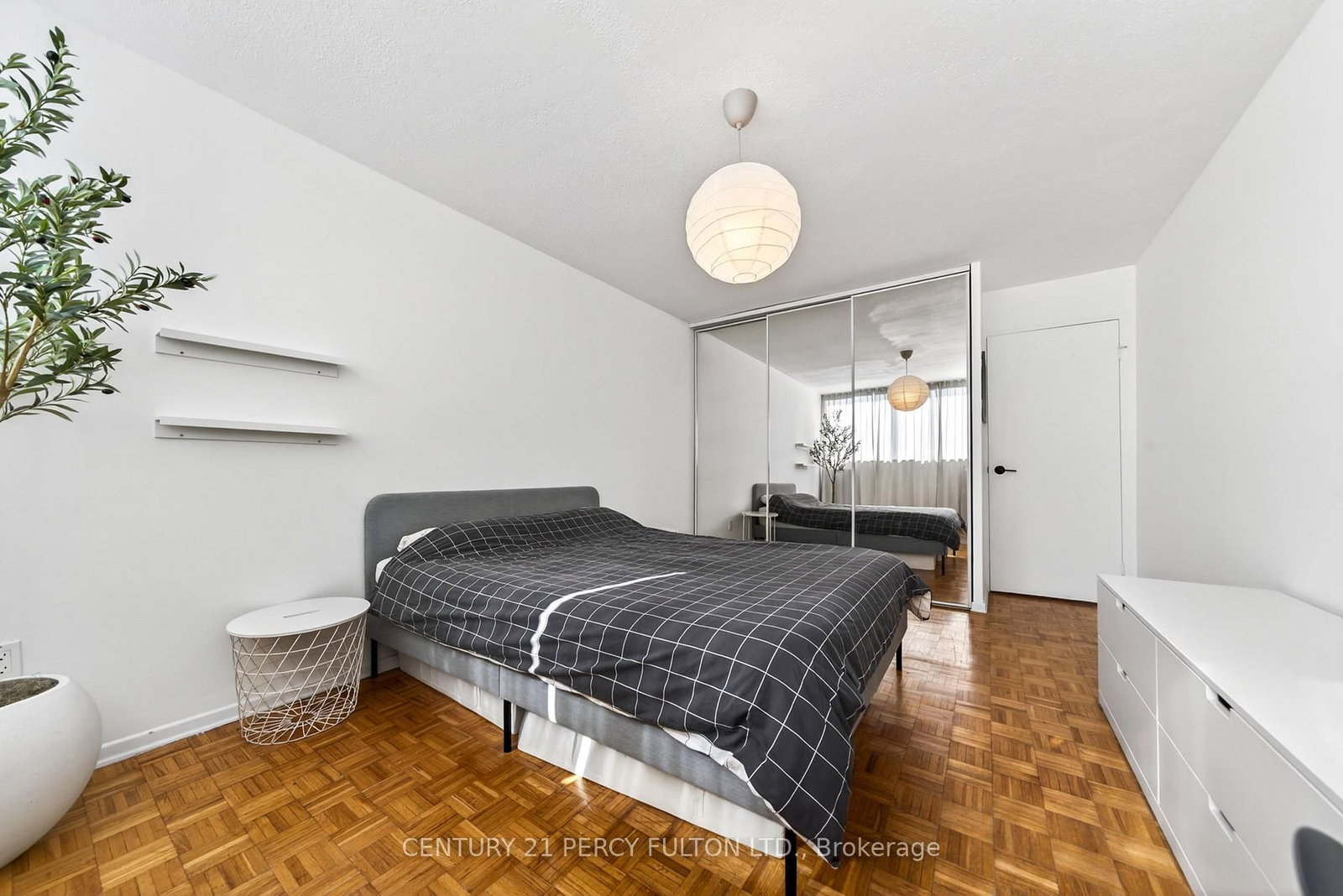 11 Wincott Drive, Unit PH 12 - Photo 27