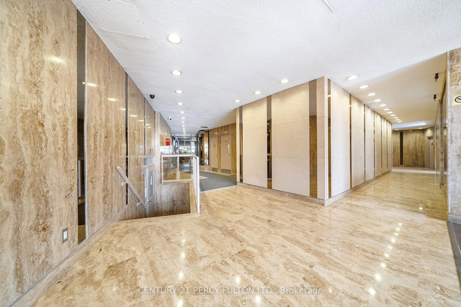 11 Wincott Drive, Unit PH 12 - Photo 6