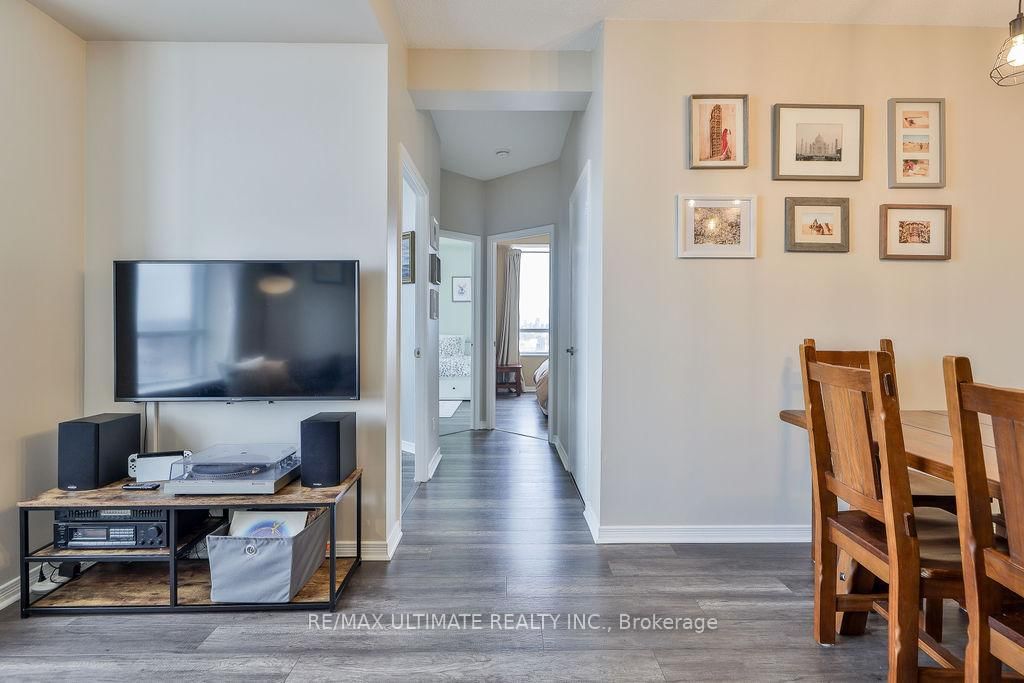 60 Heintzman Street, Unit 2404 - Photo 21