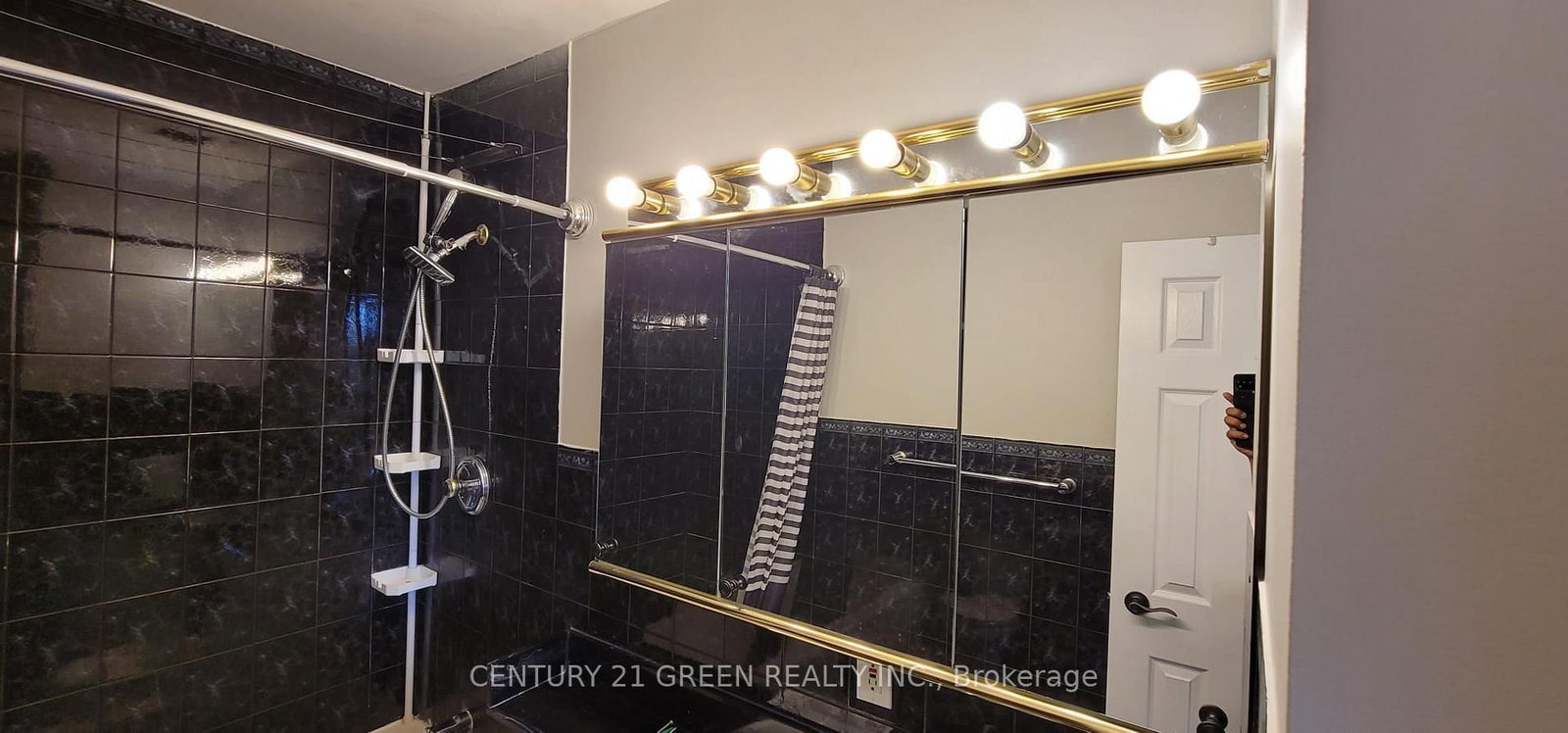 3065 Queen Frederica Drive, Unit 902 - Photo 18