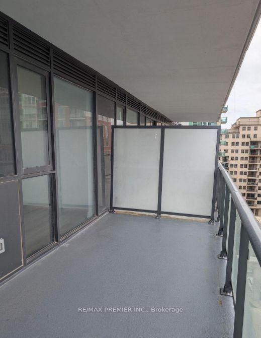 2075 Lakeshore Road, Unit 1101 - Photo 14