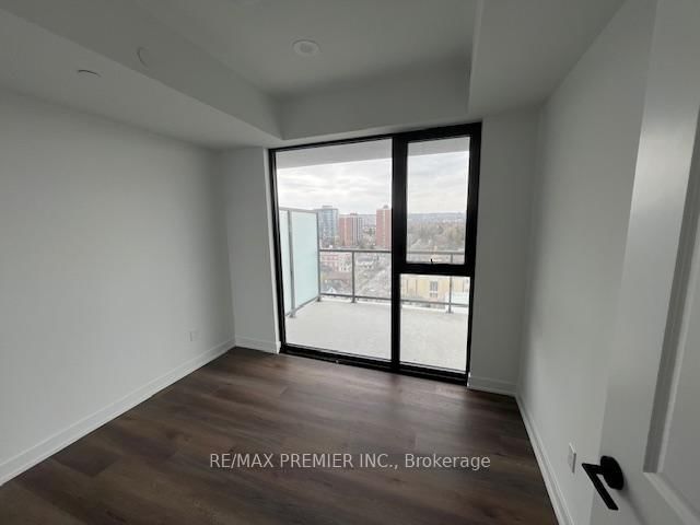 2075 Lakeshore Road, Unit 1101 - Photo 8