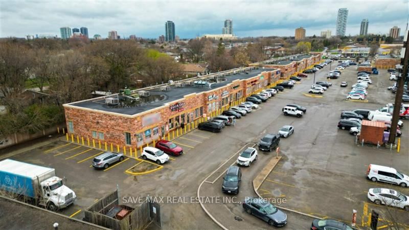 29 - 145 Clarence St N, Brampton, L6W 1T2 | Image 3